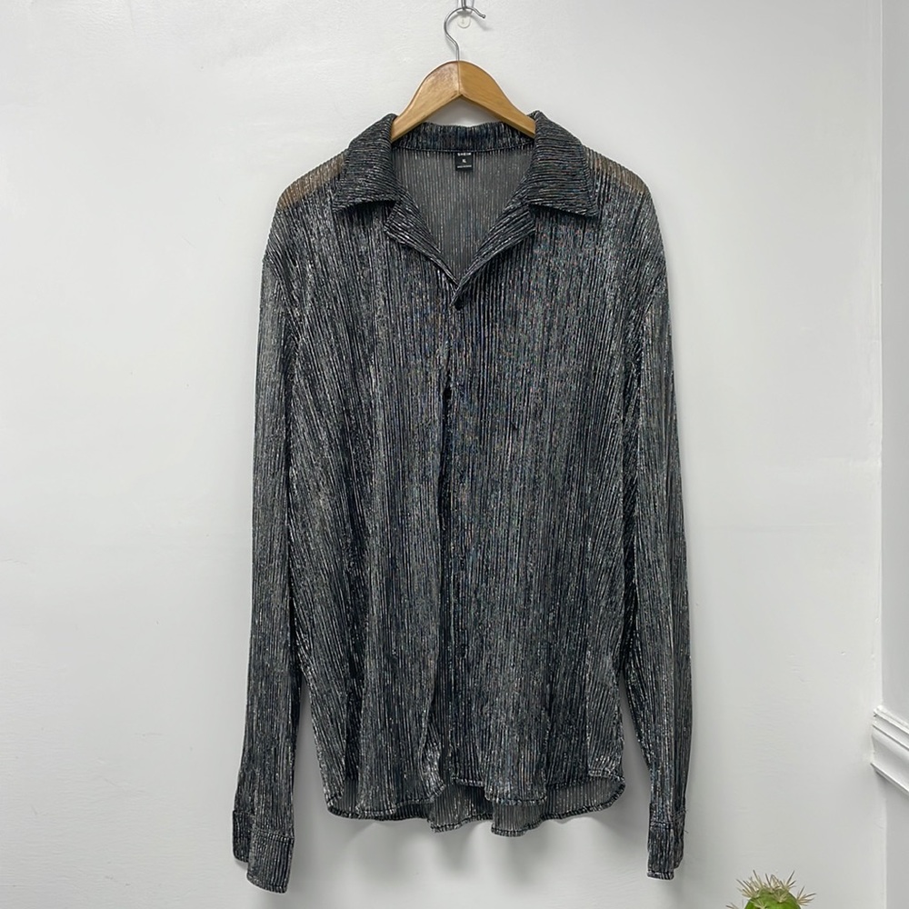 Sliver button down